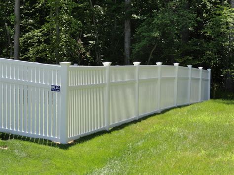 The versatility of fence designs offered by Magic Fence Company